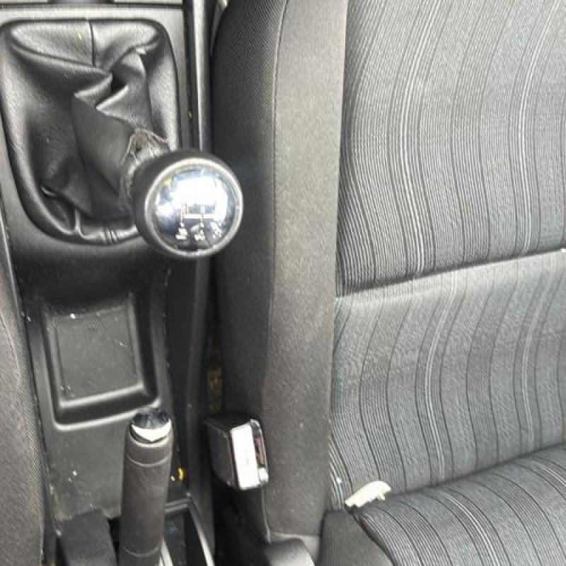 Face avant PEUGEOT 207 Photo n°17