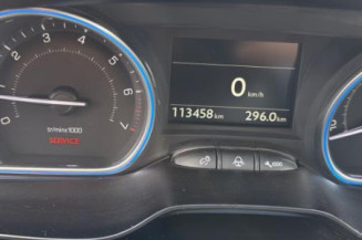 Face avant PEUGEOT 2008 1