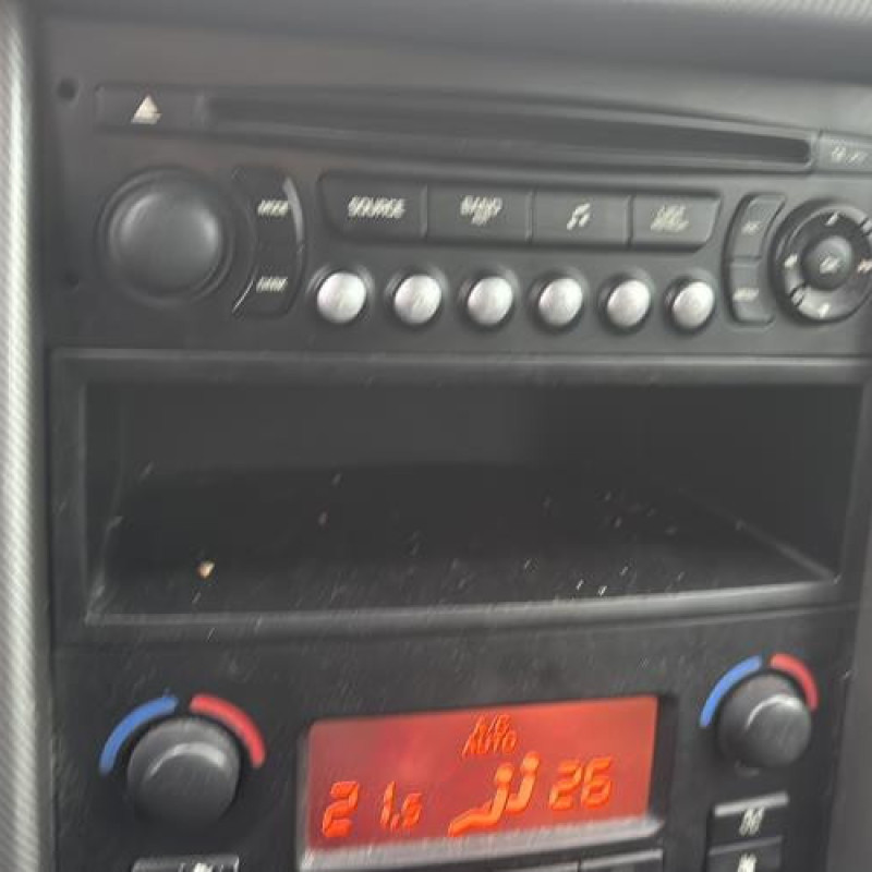 Leve vitre electrique arriere droit PEUGEOT 207 Photo n°19