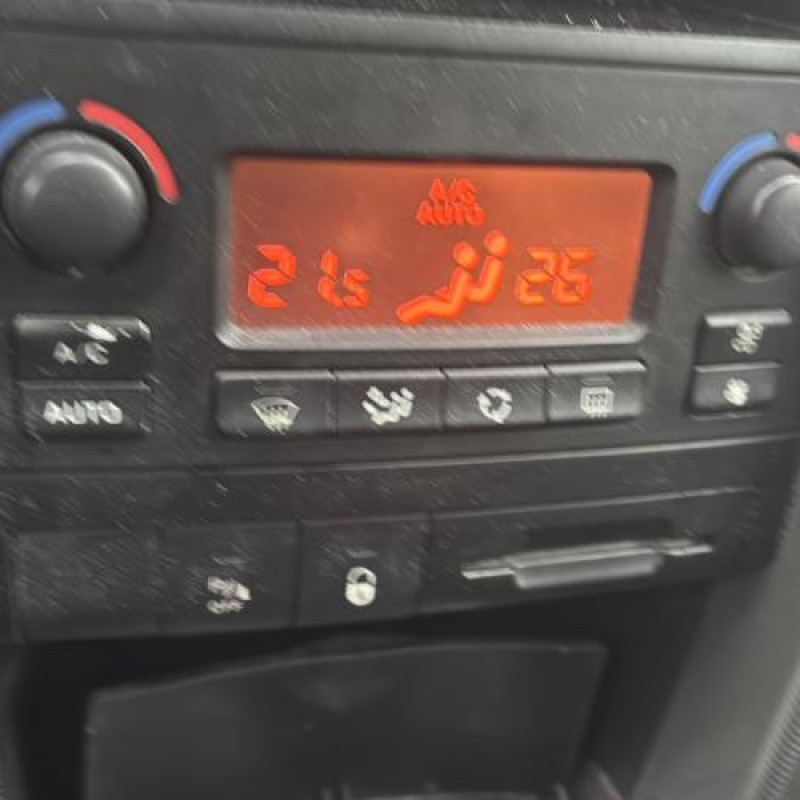 Leve vitre electrique arriere droit PEUGEOT 207 Photo n°20