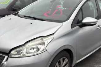 Face avant PEUGEOT 208 1