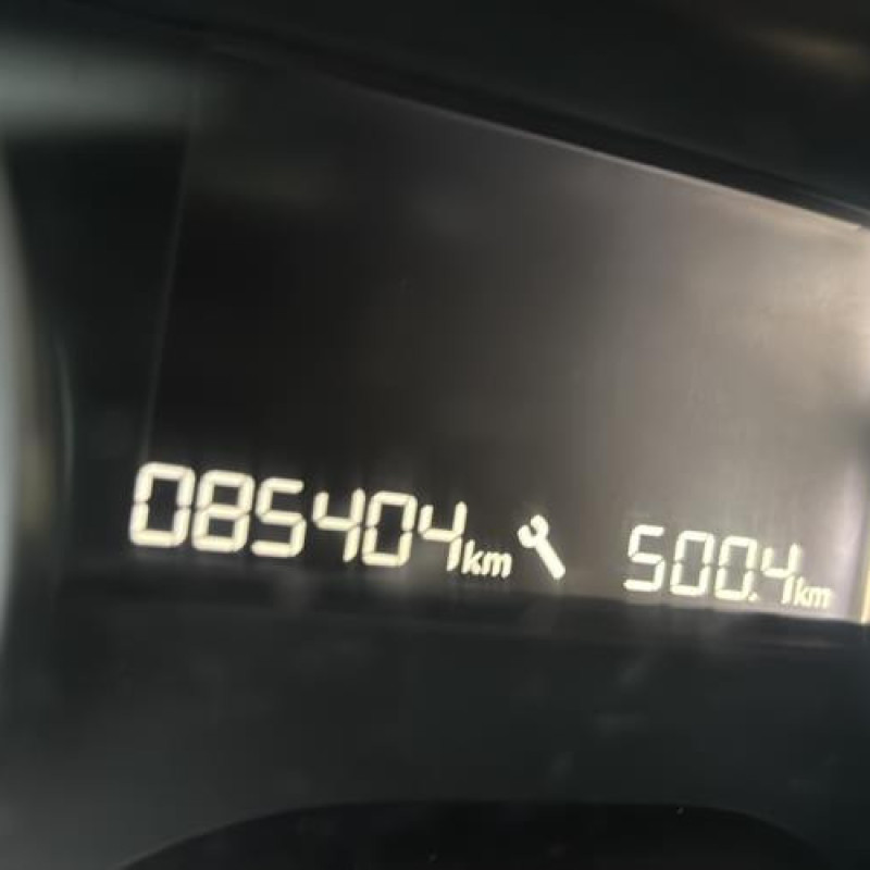 Face avant PEUGEOT 208 1 Photo n°17