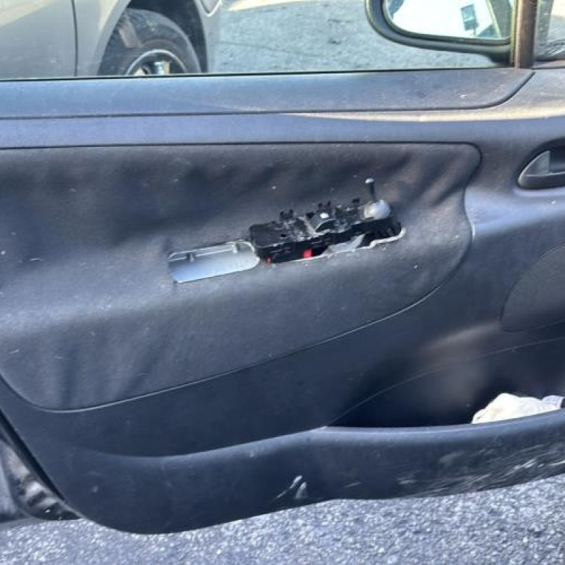 Boitier air bag PEUGEOT 207 Photo n°10