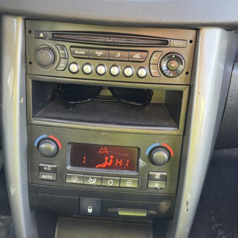 Boitier air bag PEUGEOT 207 Photo n°8