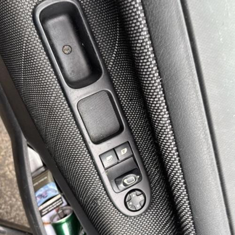 Boitier air bag PEUGEOT 207 Photo n°11