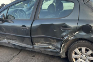 Face avant PEUGEOT 207