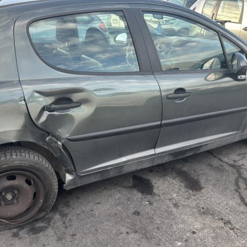 Face avant PEUGEOT 207 Photo n°7