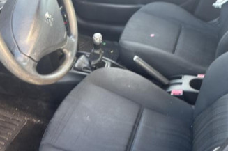 Face avant PEUGEOT 207