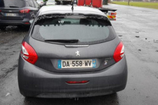 Face avant PEUGEOT 208 1