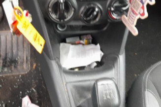 Face avant PEUGEOT 208 1