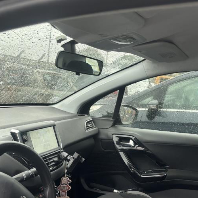 Face avant PEUGEOT 208 1 Photo n°16