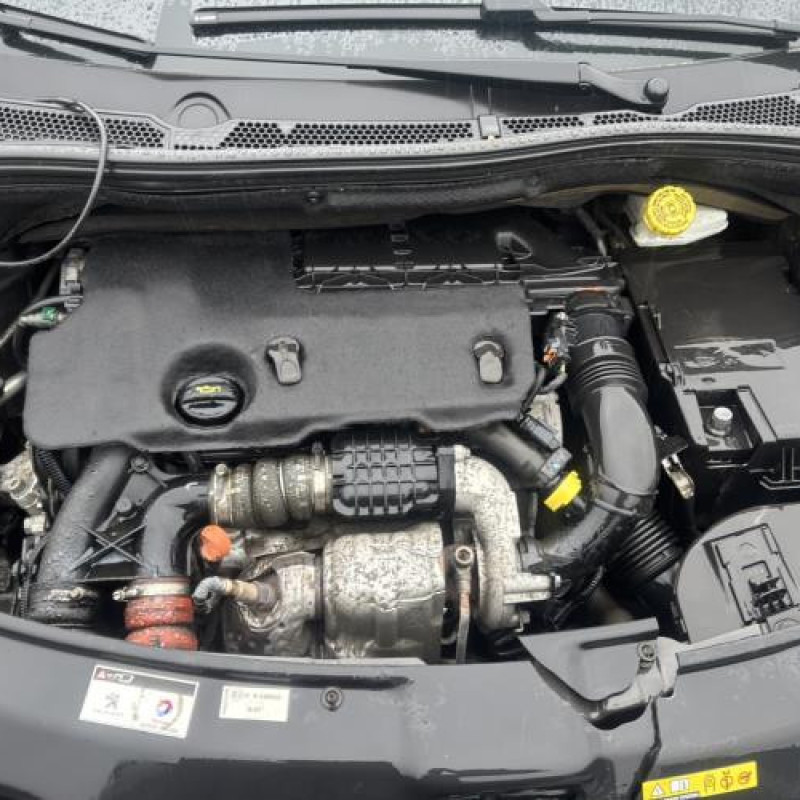 Face avant PEUGEOT 208 1 Photo n°19