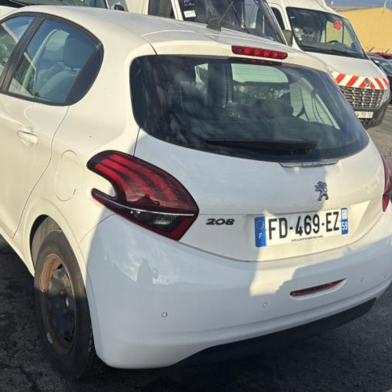 Face avant PEUGEOT 208 1 Photo n°5