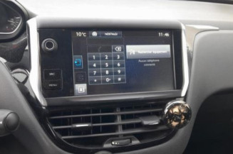 Face avant PEUGEOT 208 1