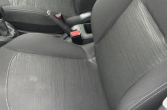 Face avant PEUGEOT 208 1