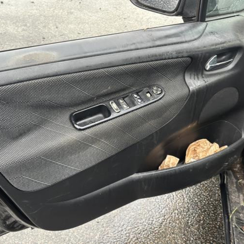 Leve vitre electrique arriere droit PEUGEOT 207 Photo n°9