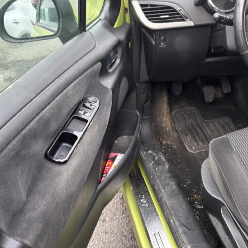 Boitier air bag PEUGEOT 207 Photo n°5