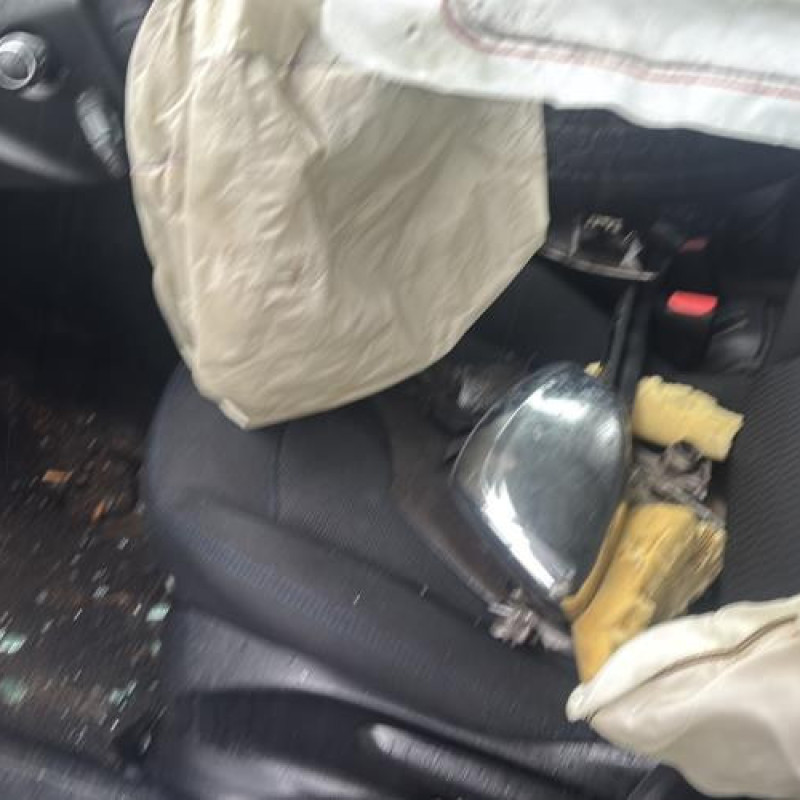 Face avant PEUGEOT 208 1 Photo n°9