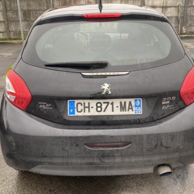 Face avant PEUGEOT 208 1 Photo n°6