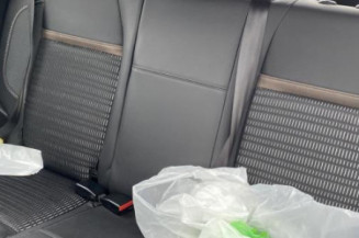 Face avant PEUGEOT 208 1