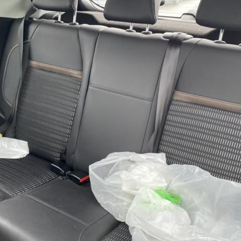 Face avant PEUGEOT 208 1 Photo n°14