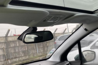 Face avant PEUGEOT 208 1