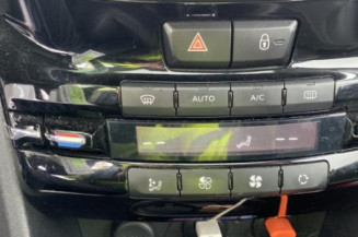 Face avant PEUGEOT 208 1