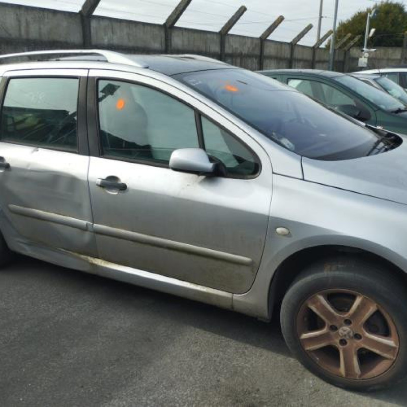 Custode arriere droit PEUGEOT 307 Photo n°7