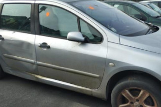 Reservoir essence PEUGEOT 307