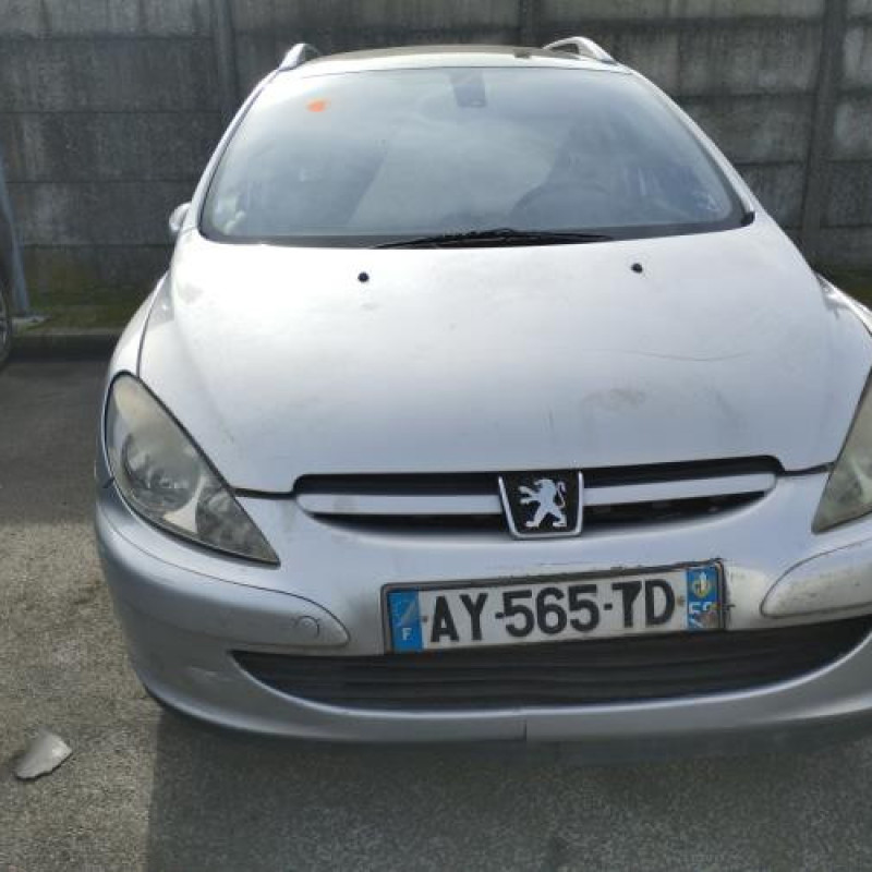 Reservoir essence PEUGEOT 307 Photo n°8