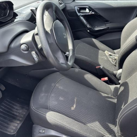 Reservoir essence PEUGEOT 208 1 Photo n°1