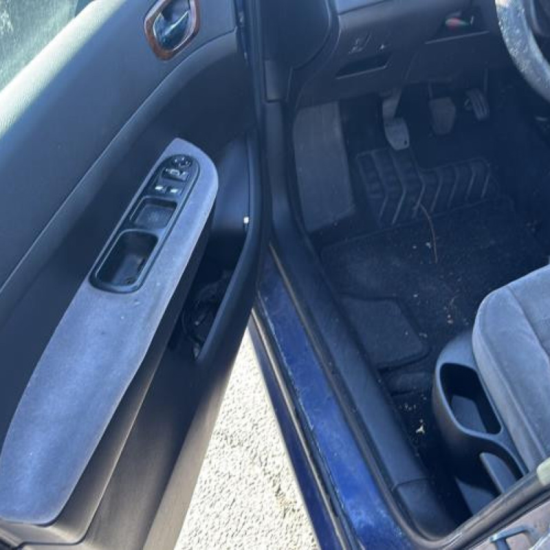 Reservoir essence PEUGEOT 307 Photo n°9