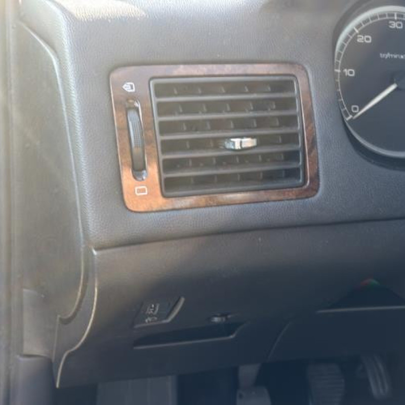 Reservoir essence PEUGEOT 307 Photo n°16