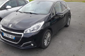 Reservoir essence PEUGEOT 208 1