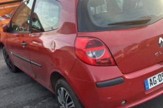 Tambour arriere droit RENAULT CLIO 3