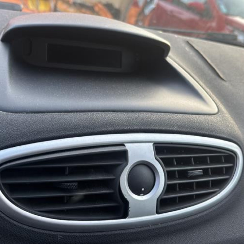 Tambour arriere droit RENAULT CLIO 3 Photo n°18