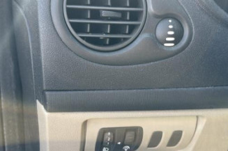 Reservoir essence RENAULT CLIO 3