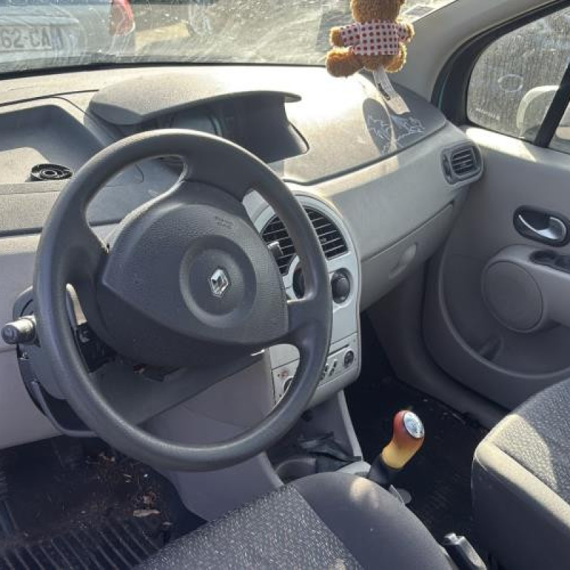 Tambour arriere droit RENAULT MODUS Photo n°18