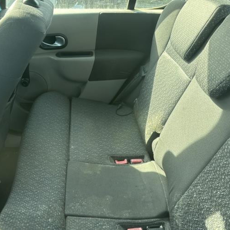 Tambour arriere droit RENAULT MODUS Photo n°20