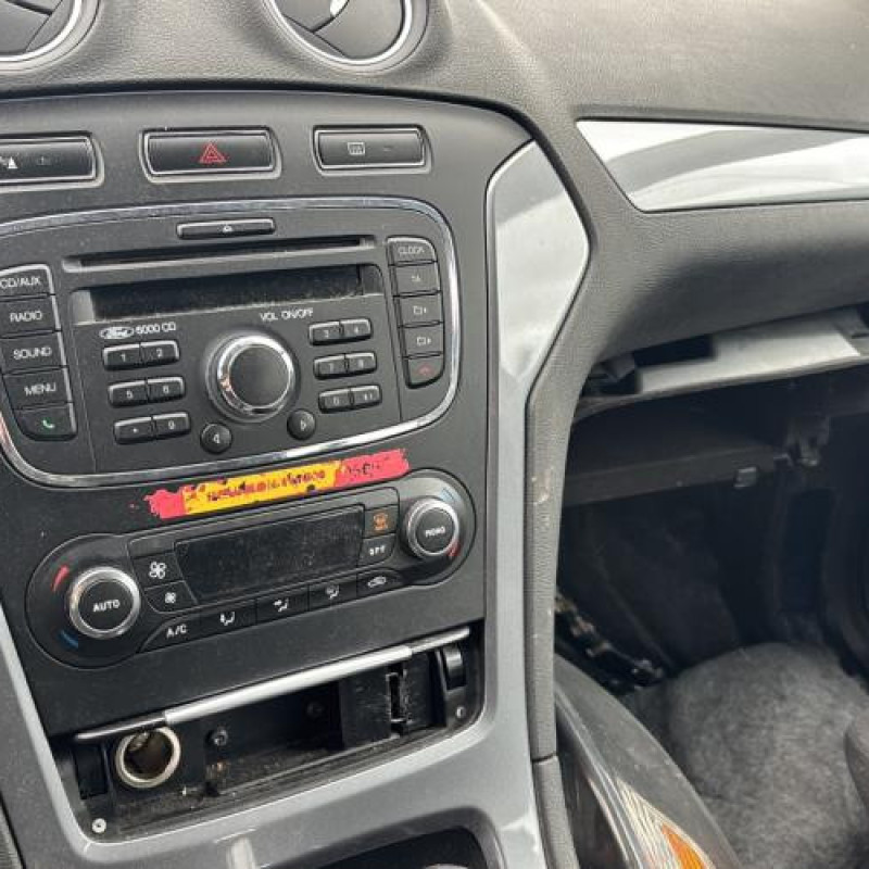 Moteur FORD MONDEO 3 Photo n°18