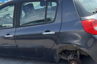 Custode arriere droit (porte) RENAULT CLIO 3