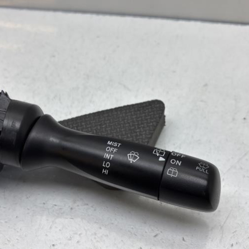 Commodo d'essuie glaces TOYOTA AYGO 1 Photo n°2