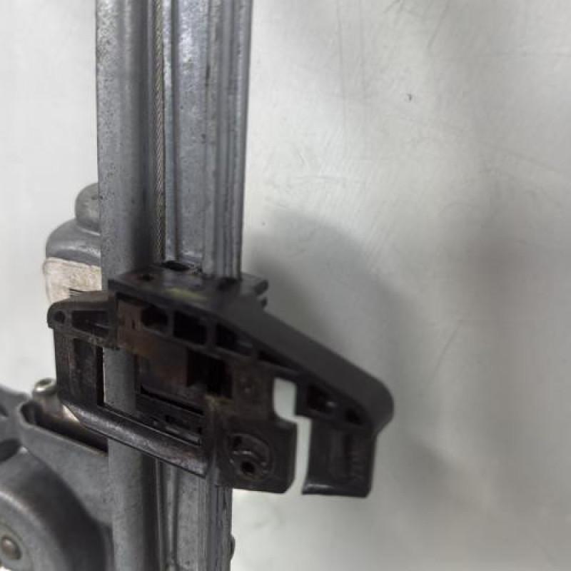 Leve vitre electrique arriere droit RENAULT MODUS Photo n°5