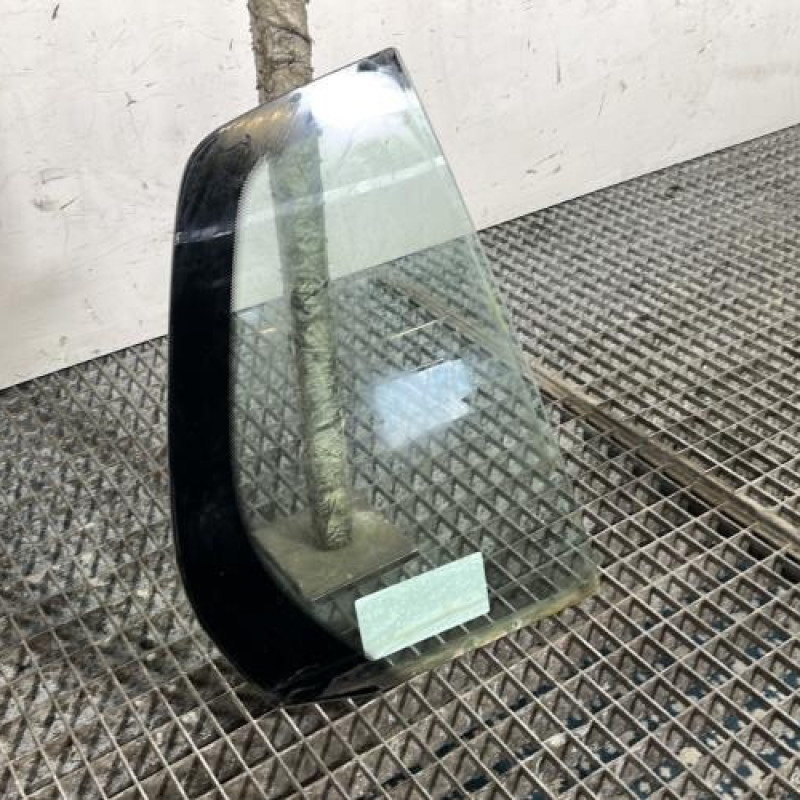 Custode arriere droit (porte) VOLKSWAGEN GOLF 5 Photo n°2