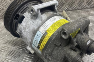 Compresseur clim RENAULT MEGANE 2 Photo n°1