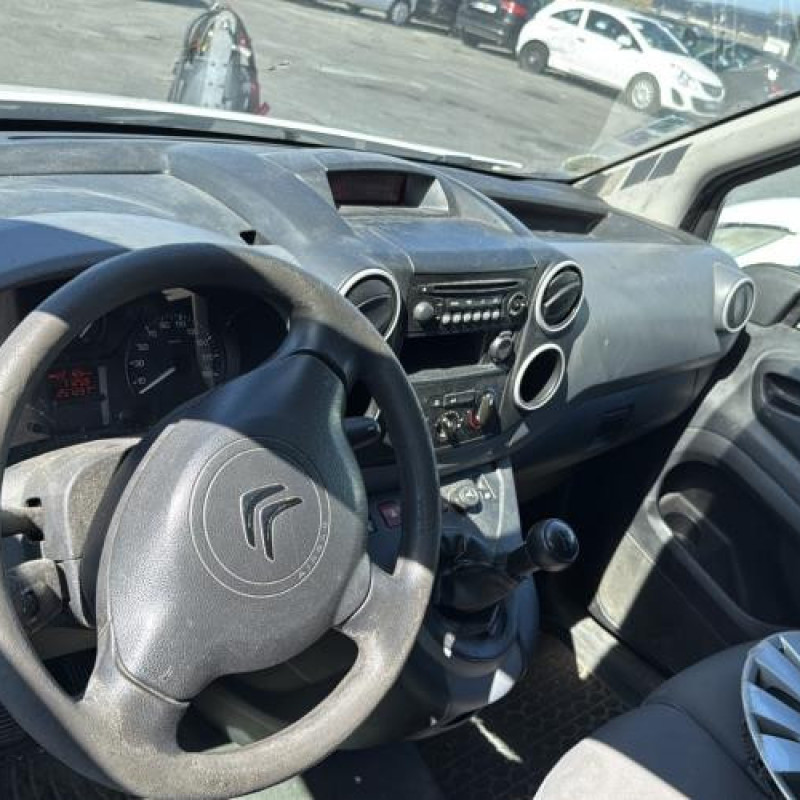 Custode avant gauche (porte) CITROEN BERLINGO 2 Photo n°17