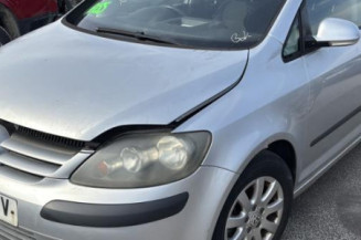 Vitre arriere droit VOLKSWAGEN GOLF PLUS