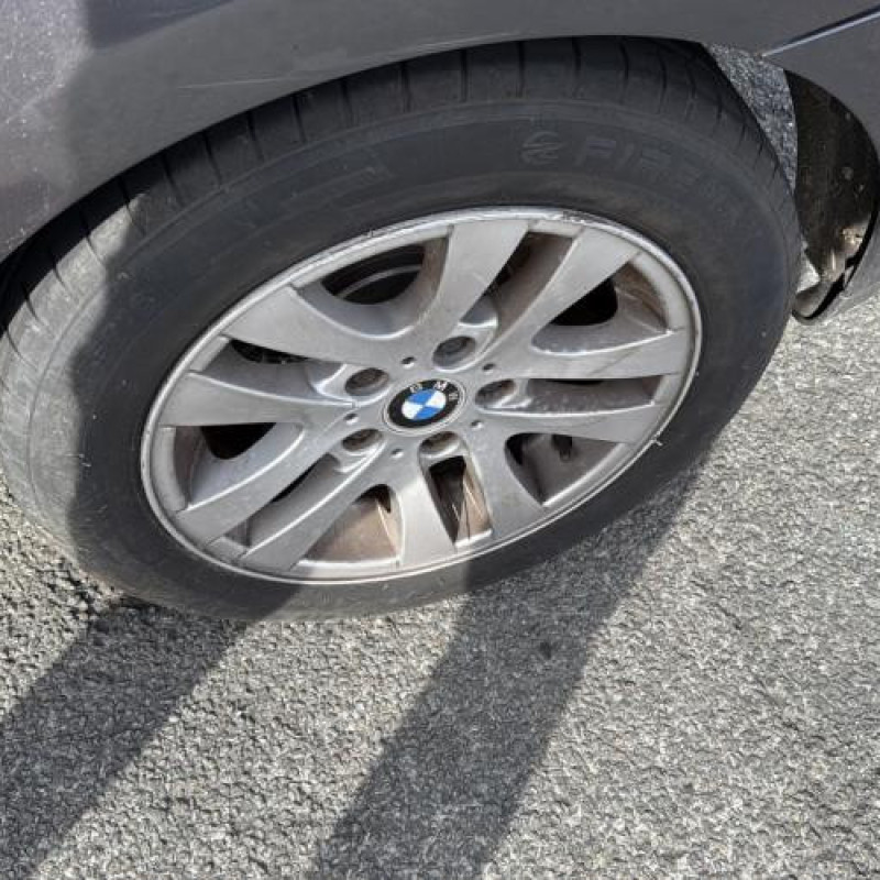 Custode arriere gauche (porte) BMW SERIE 1 E87 Photo n°15