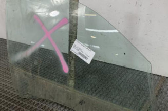 Vitre avant droit BMW SERIE 1 E87