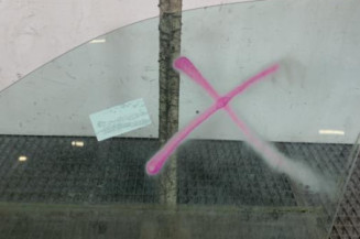 Vitre avant droit BMW SERIE 1 E87